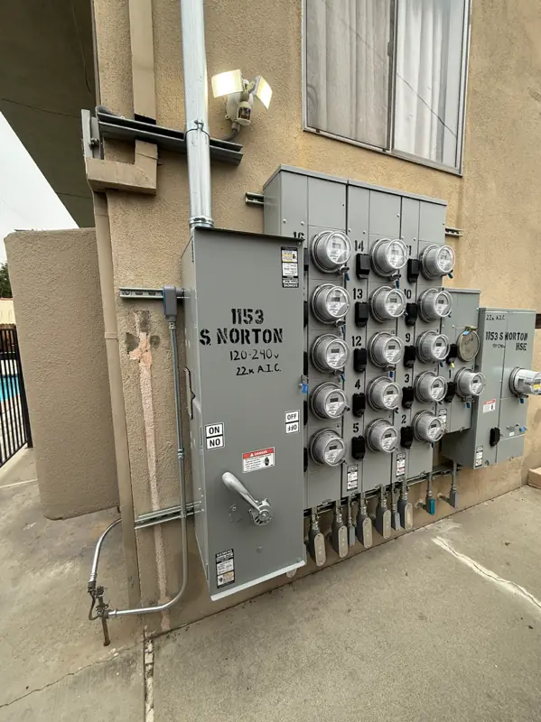 Multi-unit meter panel upgrade for a Los Angeles apartment building